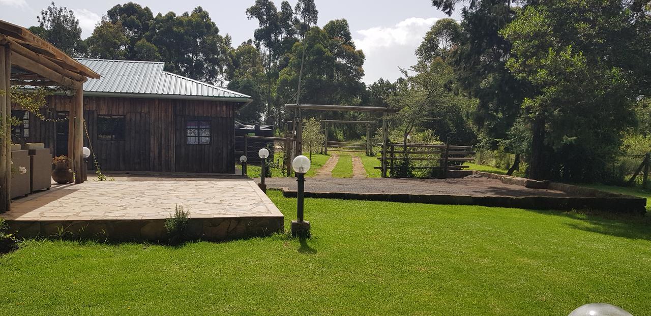 Ngomongo Villa Nanyuki Exteriör bild