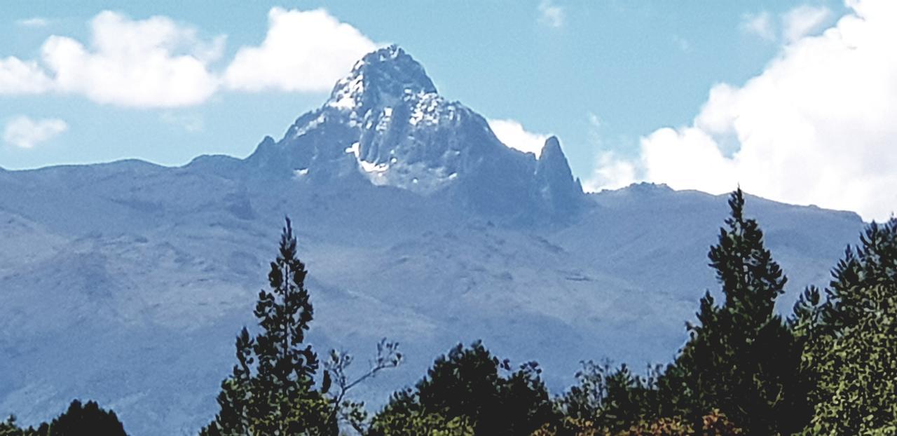 Ngomongo Villa Nanyuki Exteriör bild